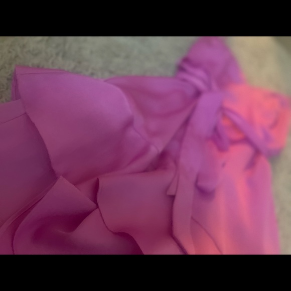 Pink Express Ruffle Romper - Picture 6 of 7